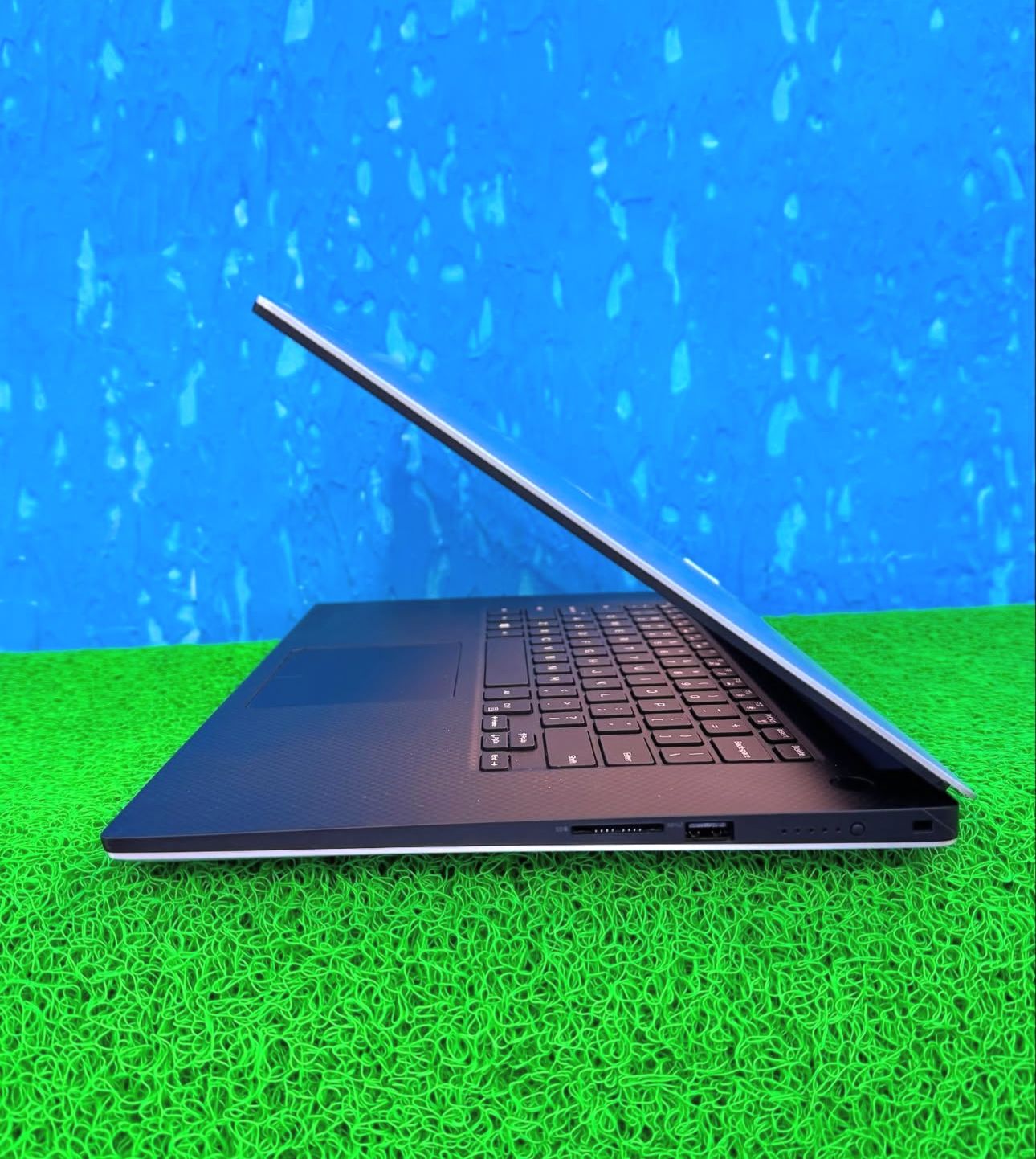 Dell XPS 15 9570