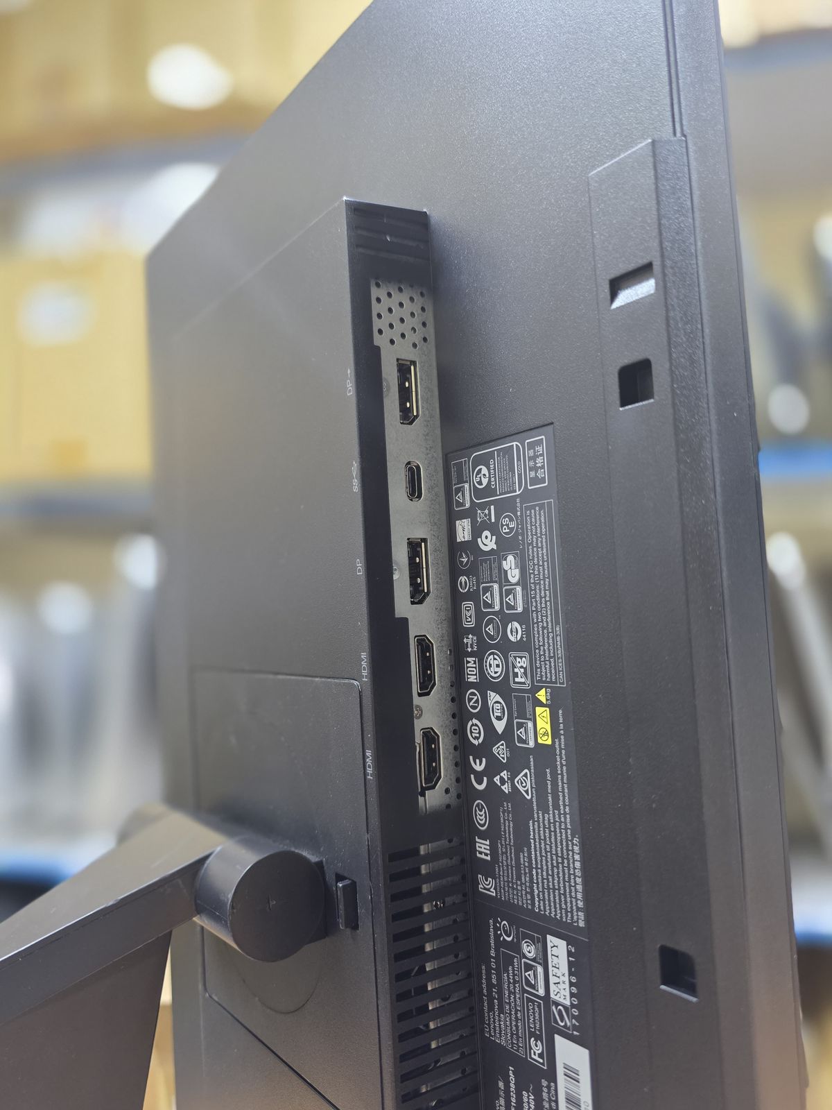 Lenovo ThinkVision P24h-10 &nbsp; QHD(2k display)